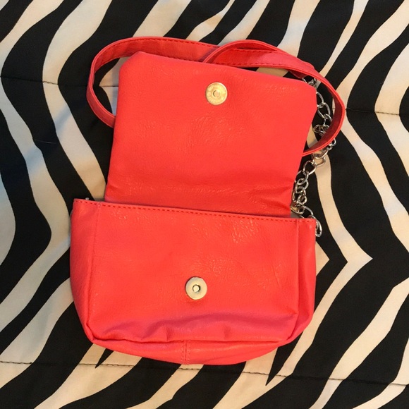 💥SALE💥 Studded Purse - Picture 5 of 7